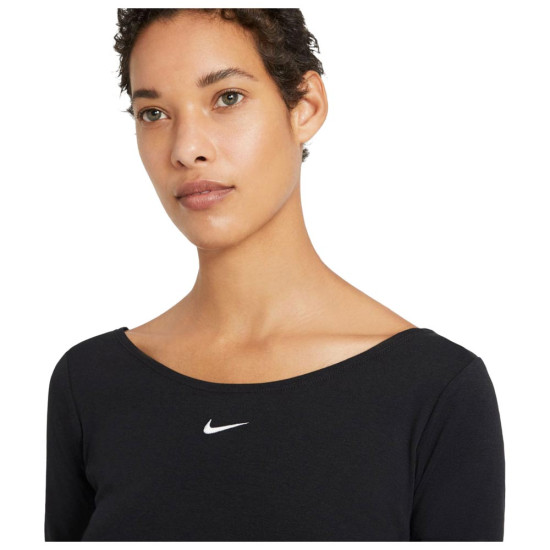Nike Γυναικεία κοντομάνικη μπλούζα Sportswear Nike Γυναικεία κοντομάνικη μπλούζα Sportswear